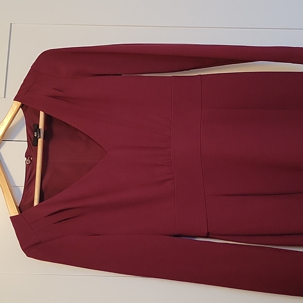 H&M DRESS - Picture 3 of 5